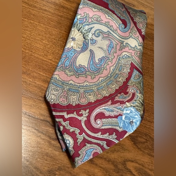 Vintage Karl Lagerfeld Tie Italy | 100% Silk | Red Paisley Floral Print | 60” - Picture 2 of 4